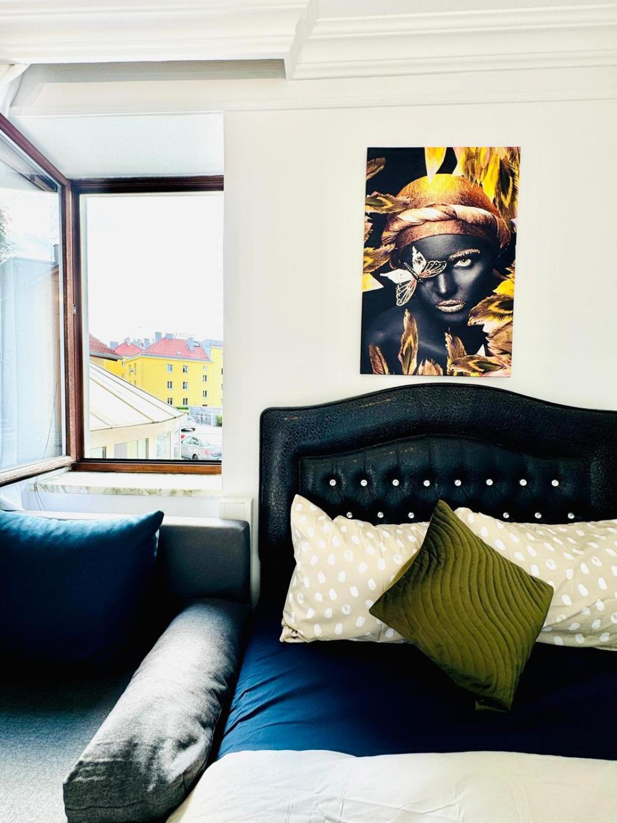 Very Spacious Apartment For Up To 7P With Great Location 维也纳 外观 照片